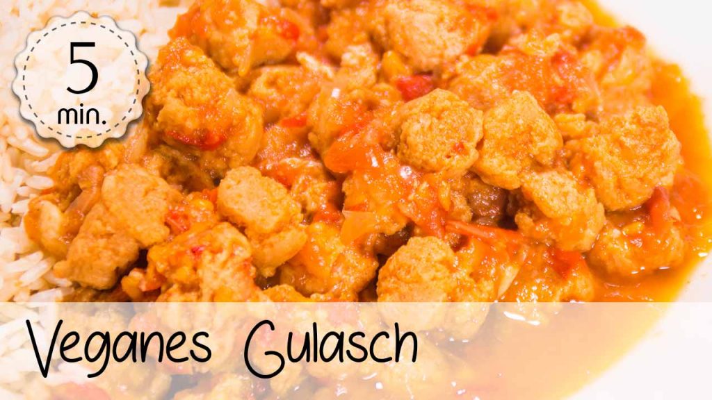 Veganes Gulasch Rezept mit Sojawürfel | 5MinuteRecipes.de